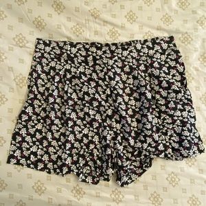 Floral print shorts Plus size